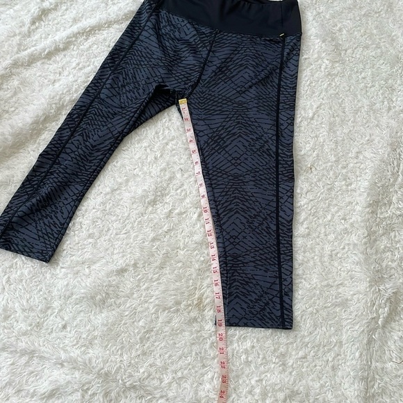 Sam Edelman gray and black capri leggings - Picture 11 of 13